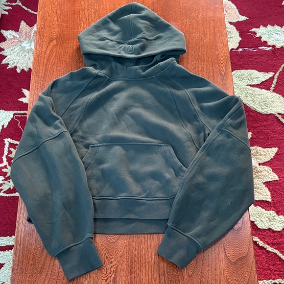 lululemon athletica Tops - Lululemon Green Cropped Hoodie M/L